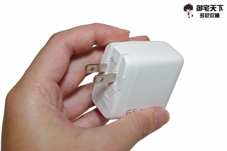 點我看大圖 開箱|【SEEK】CU-P651 65W GaN 電源供應器 - 配有 2 個 USB-C、1 個 USB-A 接口,輕巧好攜帶的快充頭!