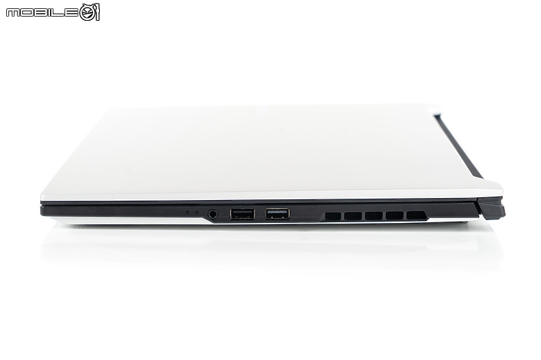 GIGABYTE AERO X16 測試報告｜遊戲創作雙棲的輕薄多工 AI 筆電！