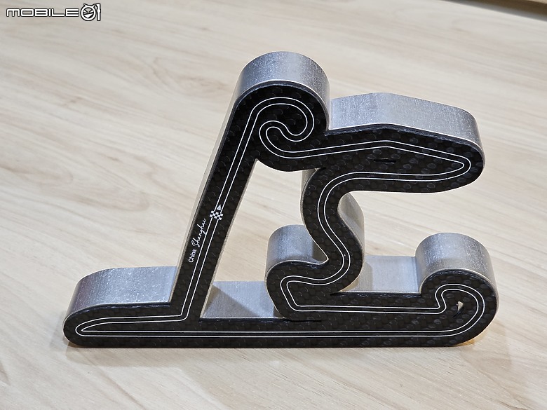 回想起來依然熱血沸騰！不可思議的Mercedes-AMG F1專屬包廂Silver Arrows Lounge觀賽體驗！