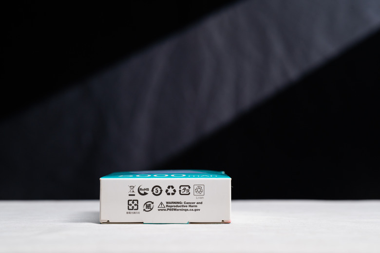 【開箱測試】ADATA 威剛 R050 5000mAh 20W 無線磁吸快充 繼續走平價路線