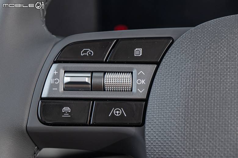 Hyundai Ioniq 5 小改款試駕｜外型出眾無疑，內在、續航更進化！