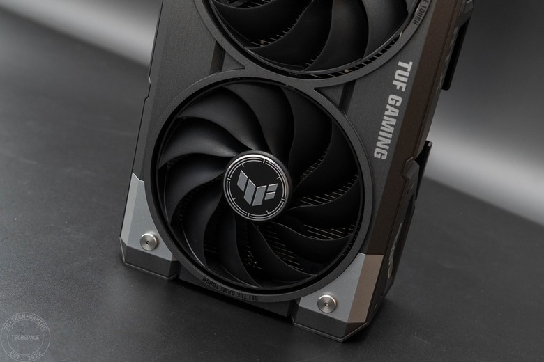 最「TUF」的硬派高 CP 大全配！打造高效能、統一風格 1440p 遊戲主機 ft. TUF Gaming GeForce RTX 5060 Ti 16GB OC