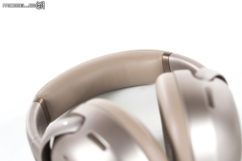 JBL Tour One M3 耳罩式耳機｜首搭 Smart Tx 原音發射器、影音體驗全面進化！