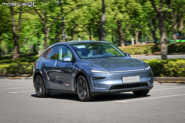 Tesla Model Y Long Range 首發版上海試駕|各項表現有感升級、準備預約電車銷售冠軍!