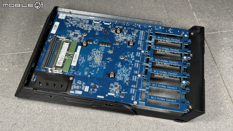 突飛猛進的效能提升。Asustor 華芸 FLASHSTOR 6 GEN2 - FS6806X 6Bay M.2 SSD NAS (全快閃網路儲存伺服器) 開箱測試