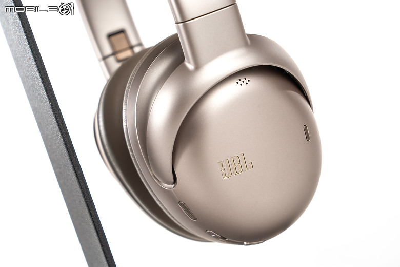 JBL Tour One M3 耳罩式耳機｜首搭 Smart Tx 原音發射器、影音體驗全面進化！