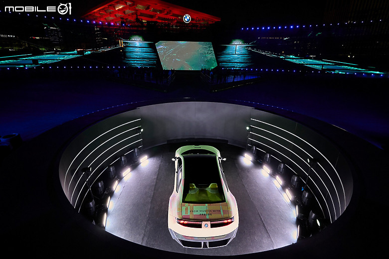 【採訪】BMW Vision Driving Experience 測試車上海現身，超級大腦掌控 1800 kgm 扭力精準展演！