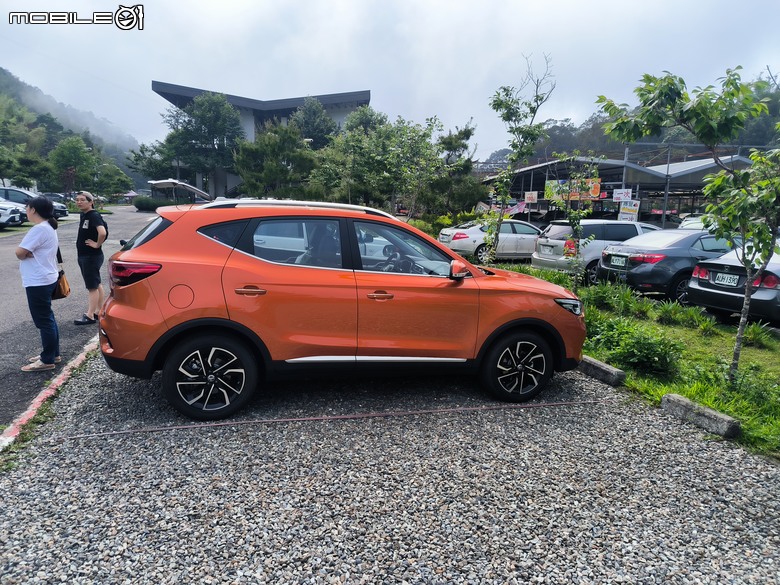 [天生出眾]MG ZS