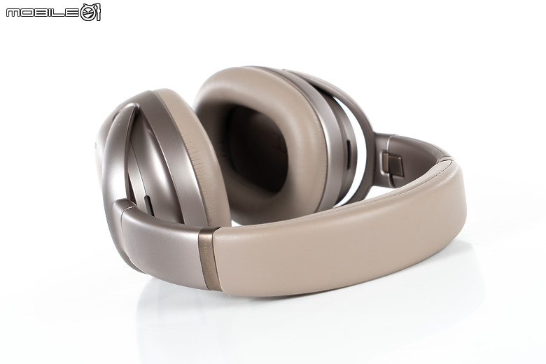 JBL Tour One M3 耳罩式耳機｜首搭 Smart Tx 原音發射器、影音體驗全面進化！