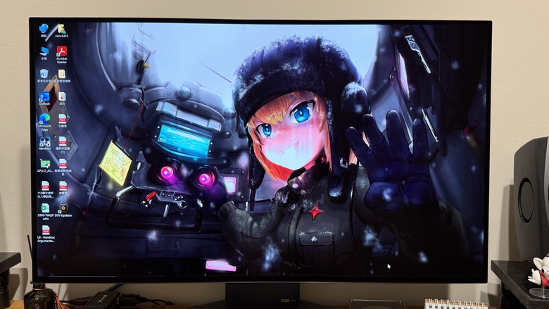 LG32GS95UV幫女兒小開箱OLED