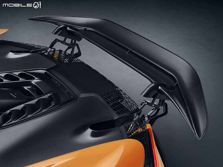 McLaren W1 Powertrain Workshop｜關於這部曠世鉅作的動力、底盤科技詳解！