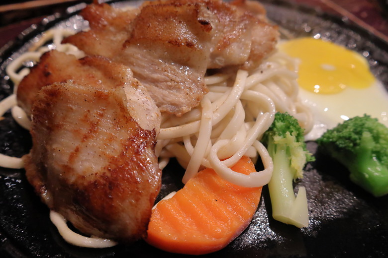 點我看大圖 【開箱】大漠專程南下高雄,品嘗擁有「匠魂」的「牛排館」,台匠牛排 - 大漠國渡