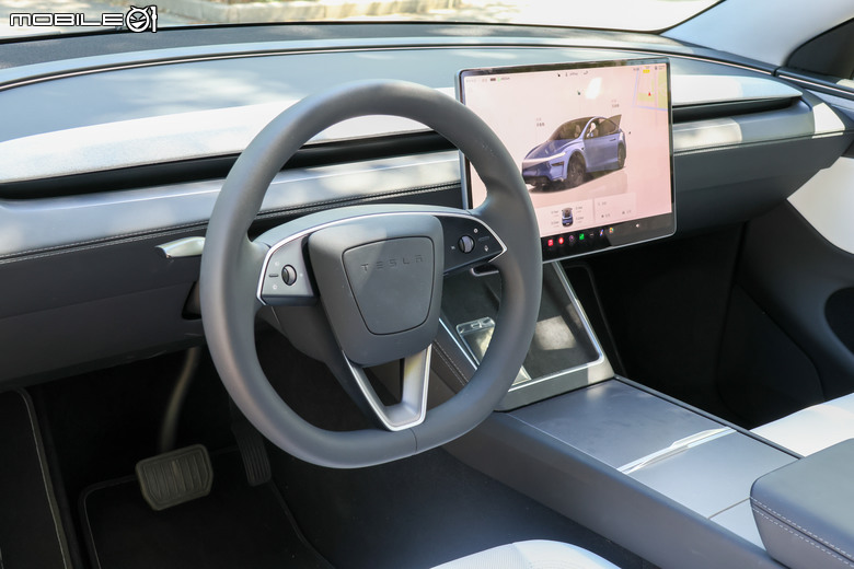 Tesla Model Y Long Range 首發版上海試駕|各項表現有感升級、準備預約電車銷售冠軍!