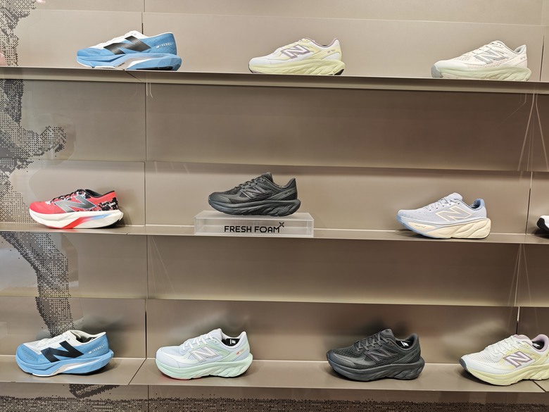 New Balance Fresh Foam Trainer New Balance Fresh Foam Trainer (兼信義區新據點) 開箱介紹~