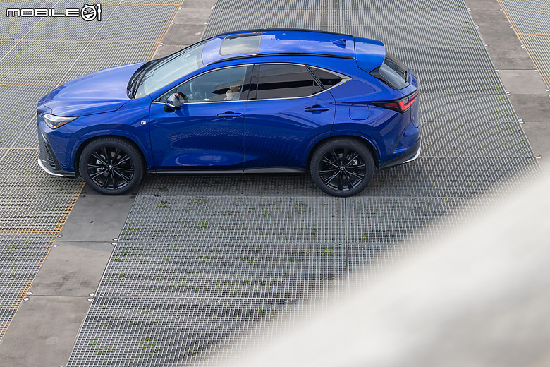 Lexus NX 450h+ F Sport 試駕｜什麼都有，就是沒有里程焦慮！