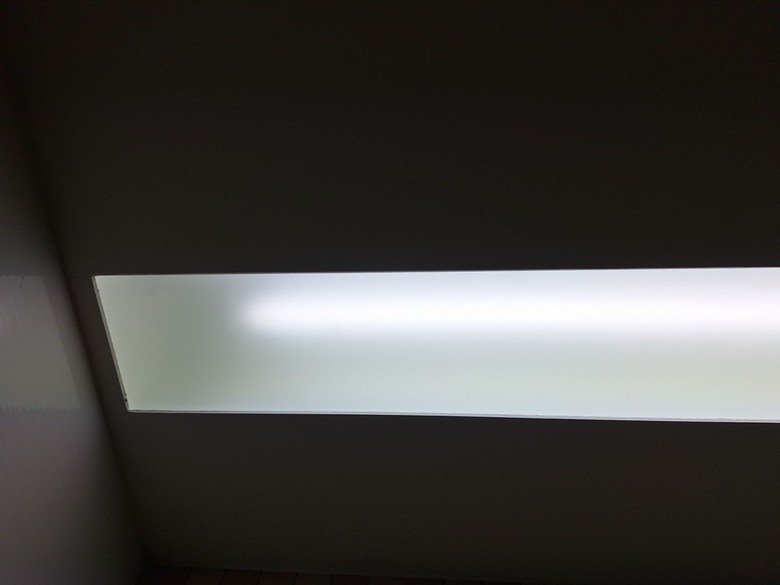 T5 LED層板燈/支架燈是否適合用在浴室的照明呢？