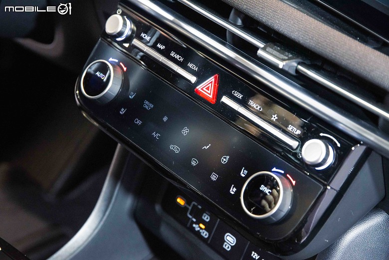 【實拍】配備有增有減，小改款Hyundai Tucson L新色「隕石灰」實拍照來囉！