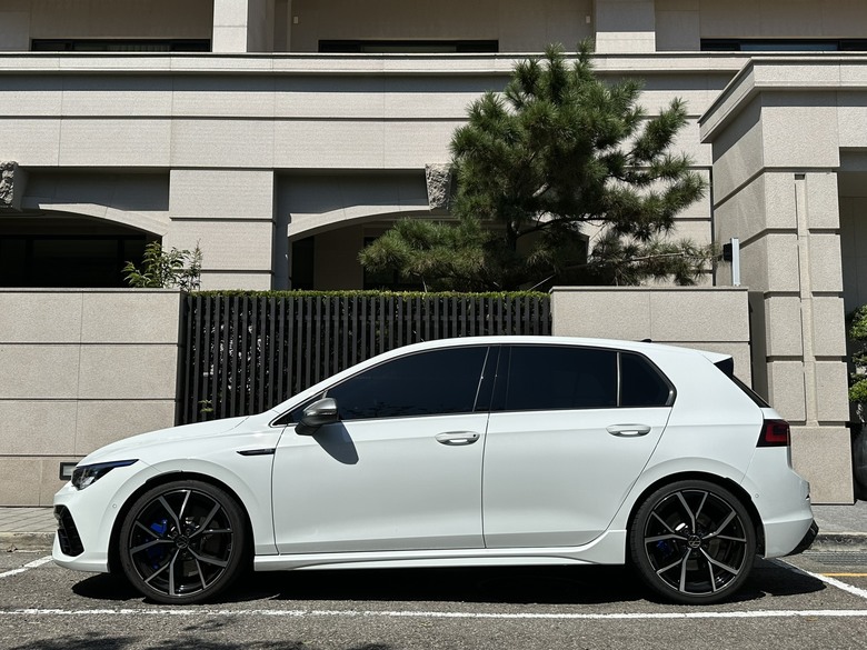 Golf 8.5R Black Edition ~到底有多愛Golf R