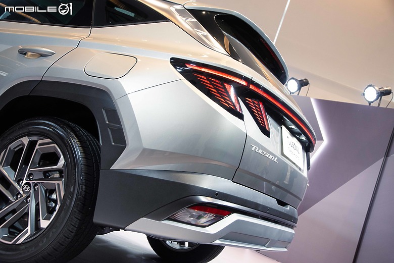 【實拍】配備有增有減，小改款Hyundai Tucson L新色「隕石灰」實拍照來囉！