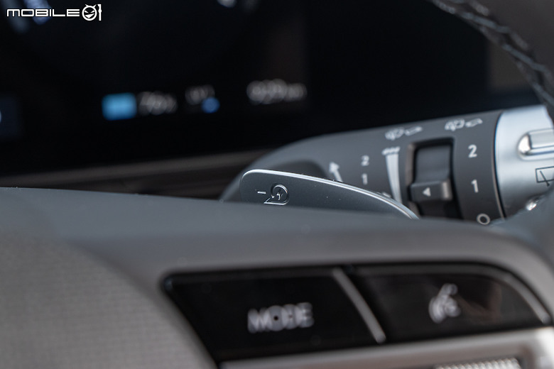 Hyundai Ioniq 5 小改款試駕｜外型出眾無疑，內在、續航更進化！