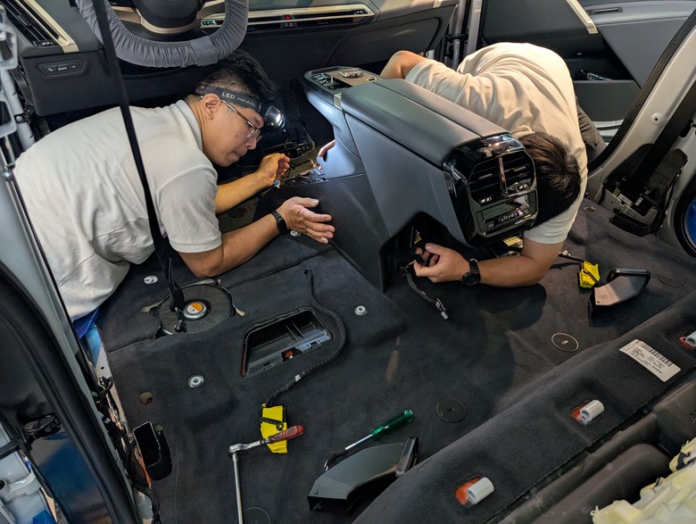 BMW IX PIONEER 電動車防火毯施工分享