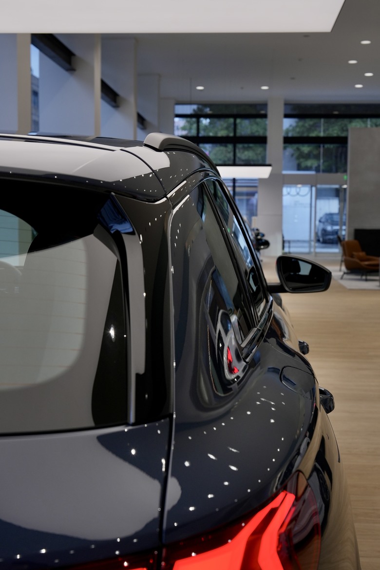 實車分享｜全新上市 𝐀𝐮𝐝𝐢 𝐐𝟔 𝐞-𝐭𝐫𝐨𝐧｜正式進駐