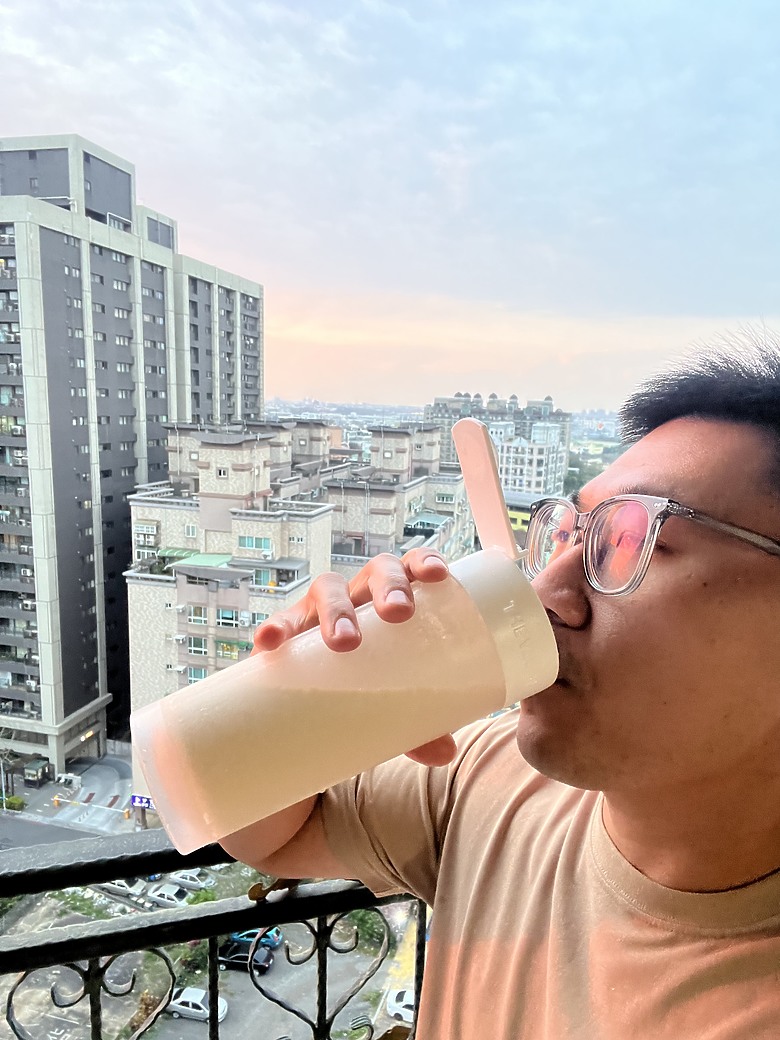 點我看大圖 THE VEGAN樂維根植物蛋白系列商品分享!好喝無負擔