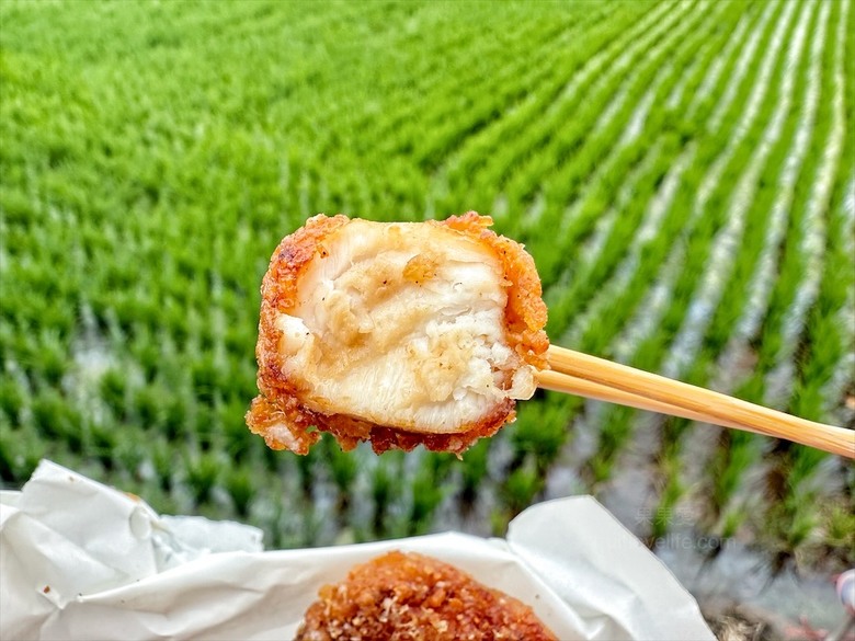 到北斗奠安宮拜拜不能錯過的鹹酥雞店,炸物酥脆爽口不油膩,肉質鮮嫩,飲料也很推薦