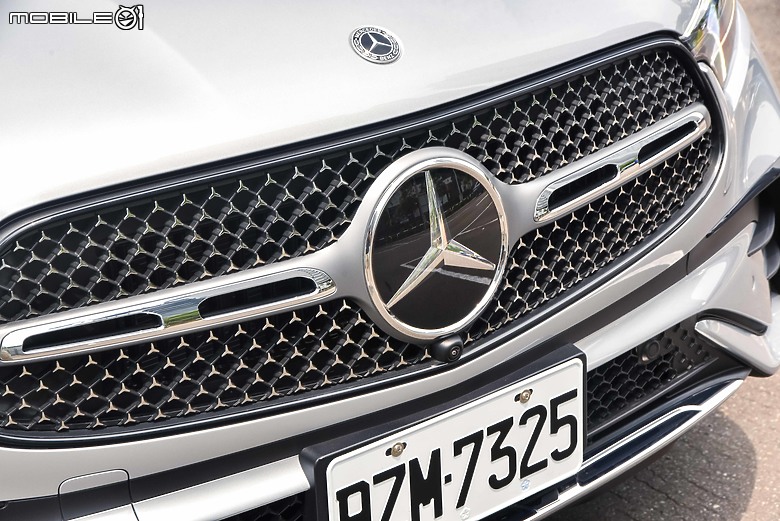 來去Mercedes-Benz Energizing Hub施作科技健檢|久違的飛輪及五大科技深入體驗!