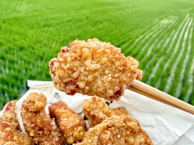 到北斗奠安宮拜拜不能錯過的鹹酥雞店,炸物酥脆爽口不油膩,肉質鮮嫩,飲料也很推薦