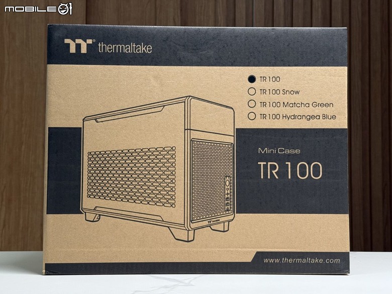 A4架構新選擇 TT TR100 ITX迷你型機殼