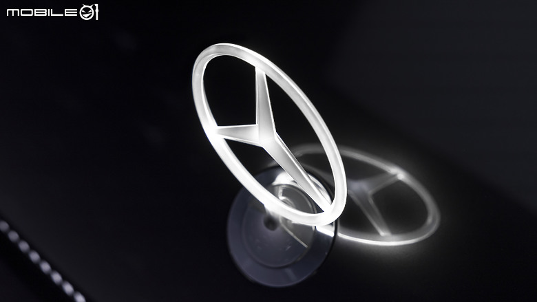 【2025上海車展】Mercedes-Benz推出Vision V豪華MPV概念車,大膽設計融入奢華空間,未來將以VLE、VLS問世!