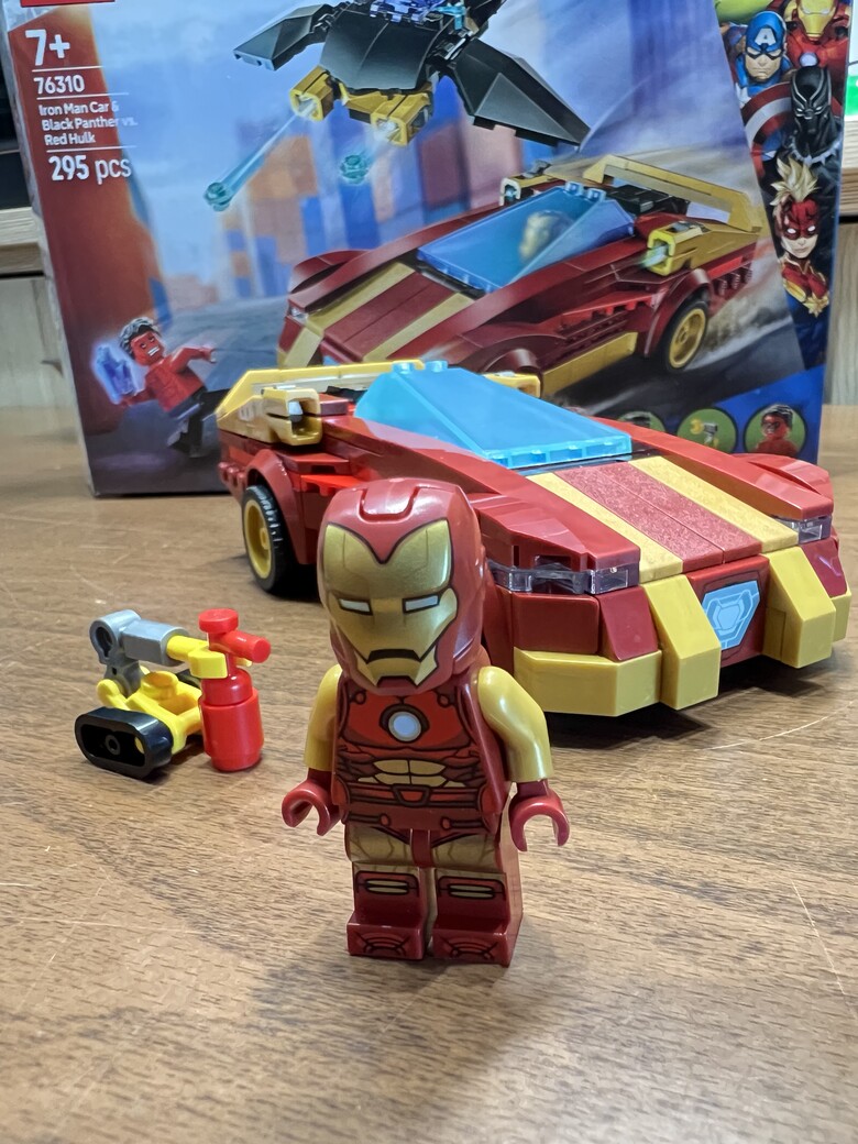 【高雄衛武營兒童藝術節】親子朝聖、荷包破洞！三盒樂高開箱feat. Iron Man MK5、黑豹對紅浩克、龍長老艾格特！