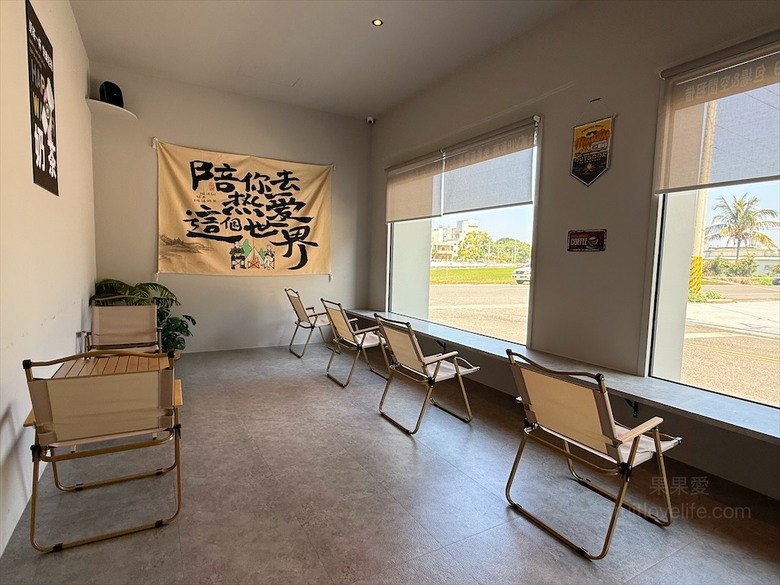 溪湖咖啡廳、早午晚餐、下午茶,在地複合式餐飲店,環境讓人超chill的