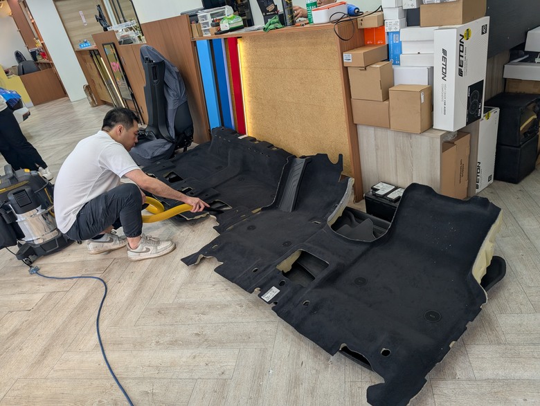 BMW IX PIONEER 電動車防火毯施工分享