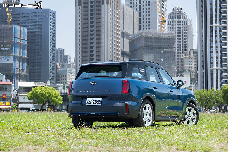 MINI Countryman E 試駕&電耗測試|入門卻不含糊,加速、電耗超越期待!