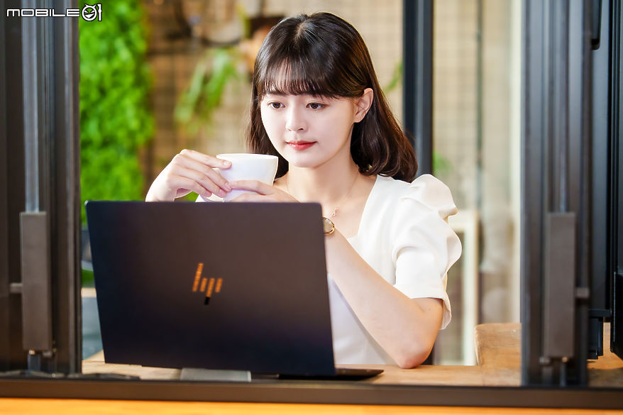 HP EliteBook Ultra G1i 測試報告｜強調 AI 算力的次世代旗艦商務