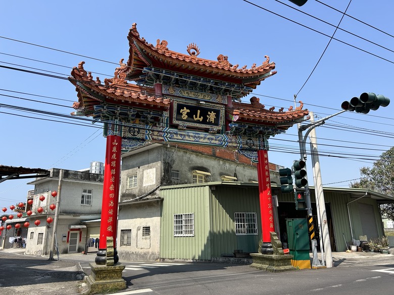 騎 遊 高 雄 「虱 目 魚 的 故 鄉」 彌 陀 (下 集 )