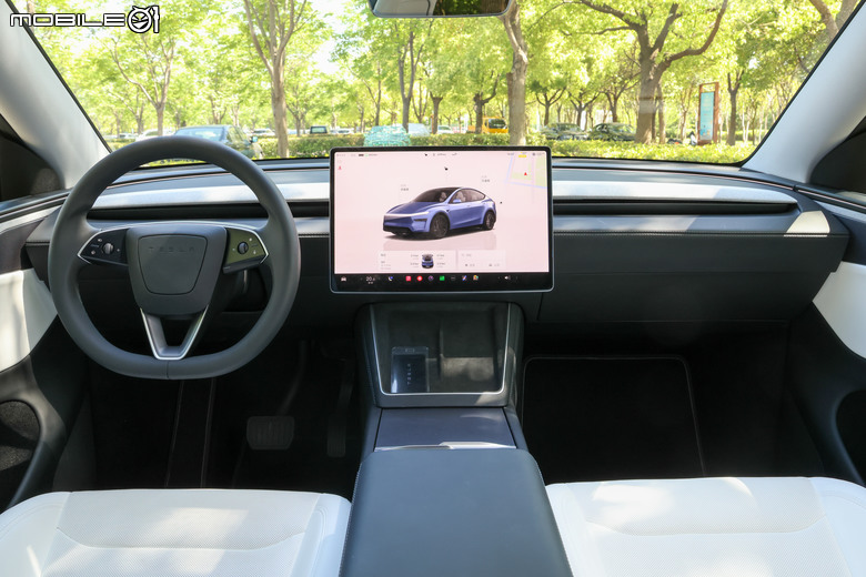 Tesla Model Y Long Range 首發版上海試駕|各項表現有感升級、準備預約電車銷售冠軍!