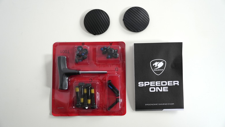 COUGAR SPEEDER ONE 人體工學椅開箱｜賽車造型+透氣網布！久坐不悶熱