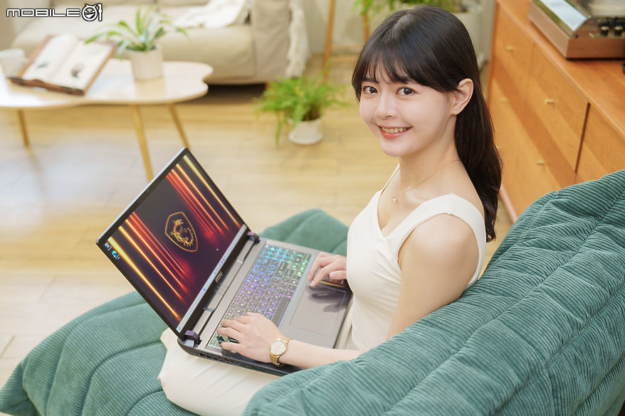 點我看大圖 MSI Vector 16 HX AI A2WX 測試報告|AI 世代的高效創作與遊戲筆電利器