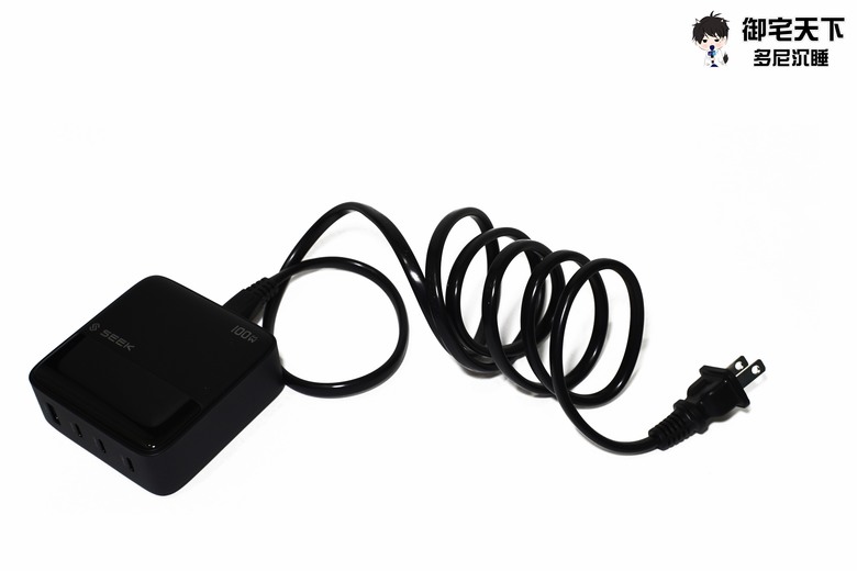 點我看大圖 開箱|【SEEK】CU-P1002 100W GaN 電源供應器 - 意外好用 1A+3C,100W 全 USB 延長線!