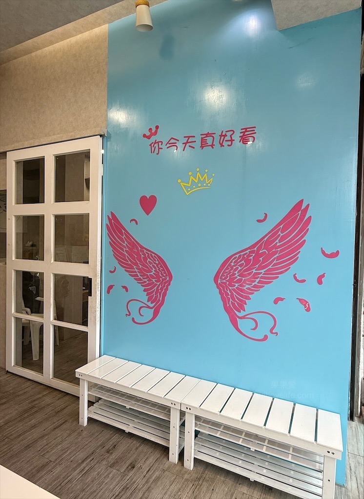 到北斗奠安宮拜拜不能錯過的鹹酥雞店,炸物酥脆爽口不油膩,肉質鮮嫩,飲料也很推薦