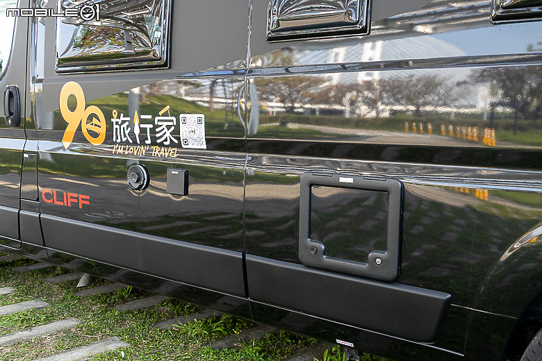Sunlight Cliff 600 豪華露營車體驗|配備齊全、伴你四處遊歷的溫馨小屋!