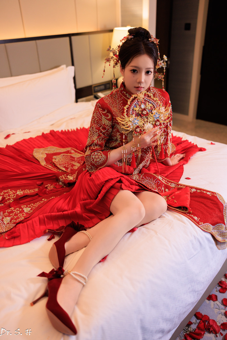 中式新娘服 (秀禾)