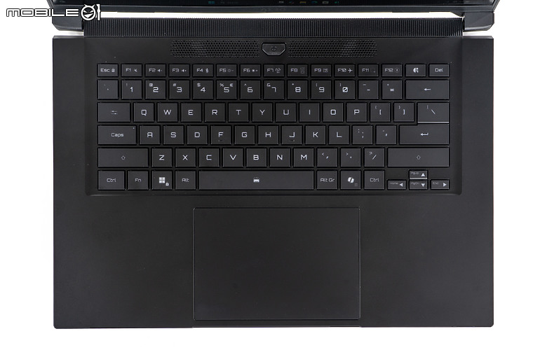 GIGABYTE AERO X16 測試報告｜遊戲創作雙棲的輕薄多工 AI 筆電！