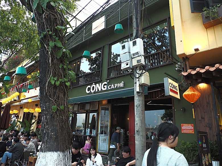 峴港市區 峴港大教堂、峴港博物館、漢市場、SOAN HA換匯、BANH MI越南法國麵包(午餐)、Banh Xeo Ba Tuyet (晚餐) 、SPA和按摩、My Xuan Cruise 遊輪夜遊峴港瀚江、龍橋噴火與山茶夜市、GO! Đà Nẵng量販店 — 2025年越南峴港、會安、美山、順化、巴拿山太陽世界六日歷史文化及遊樂園之旅 第七回