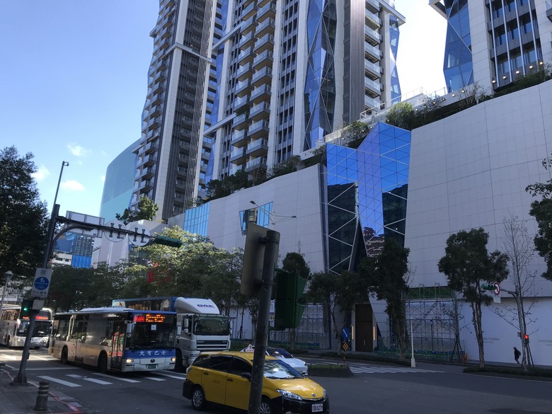 『紀錄2024年起』天龍國蛋黃中的蛋黃周邊房地產/建築/建設/商圈發展