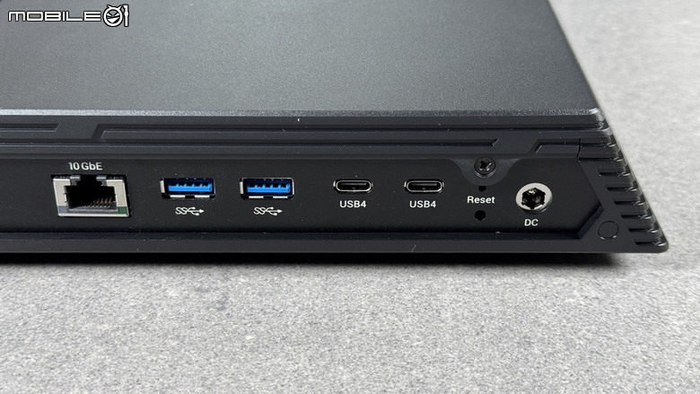 突飛猛進的效能提升。Asustor 華芸 FLASHSTOR 6 GEN2 - FS6806X 6Bay M.2 SSD NAS (全快閃網路儲存伺服器) 開箱測試