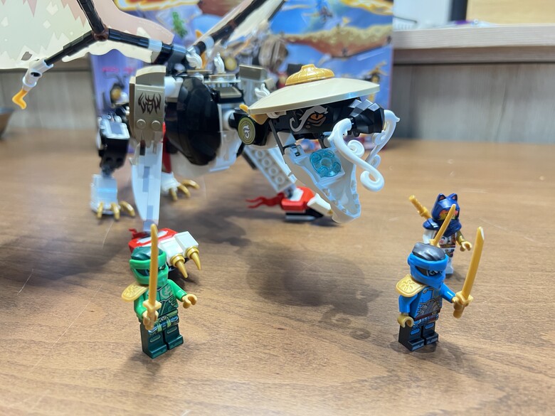 【高雄衛武營兒童藝術節】親子朝聖、荷包破洞！三盒樂高開箱feat. Iron Man MK5、黑豹對紅浩克、龍長老艾格特！